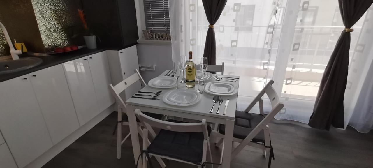 Apartmán Mike Studio Mamaia Nord Năvodari Exteriér fotografie
