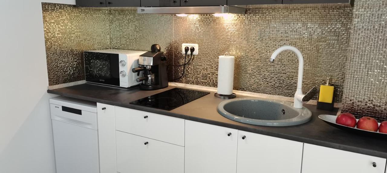 Apartmán Mike Studio Mamaia Nord Năvodari Exteriér fotografie